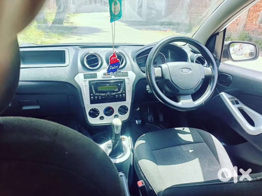 2012 Model Registered 2013