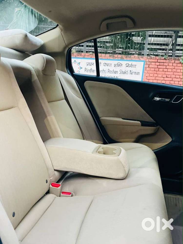 Honda City 1.5 V 4th Gen I-vtec Mt, 2022, Petrol