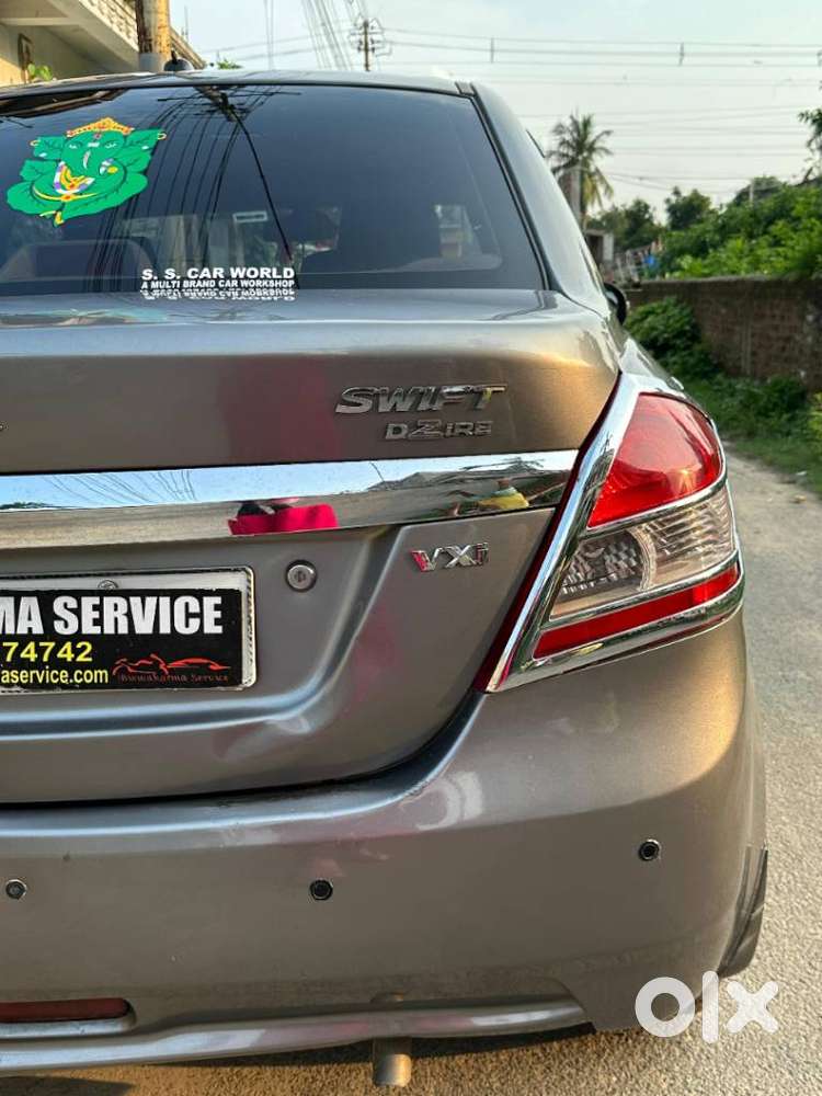 Maruti Suzuki Swift Dzire 1.2 Vxi Bsiv, 2014, Petrol