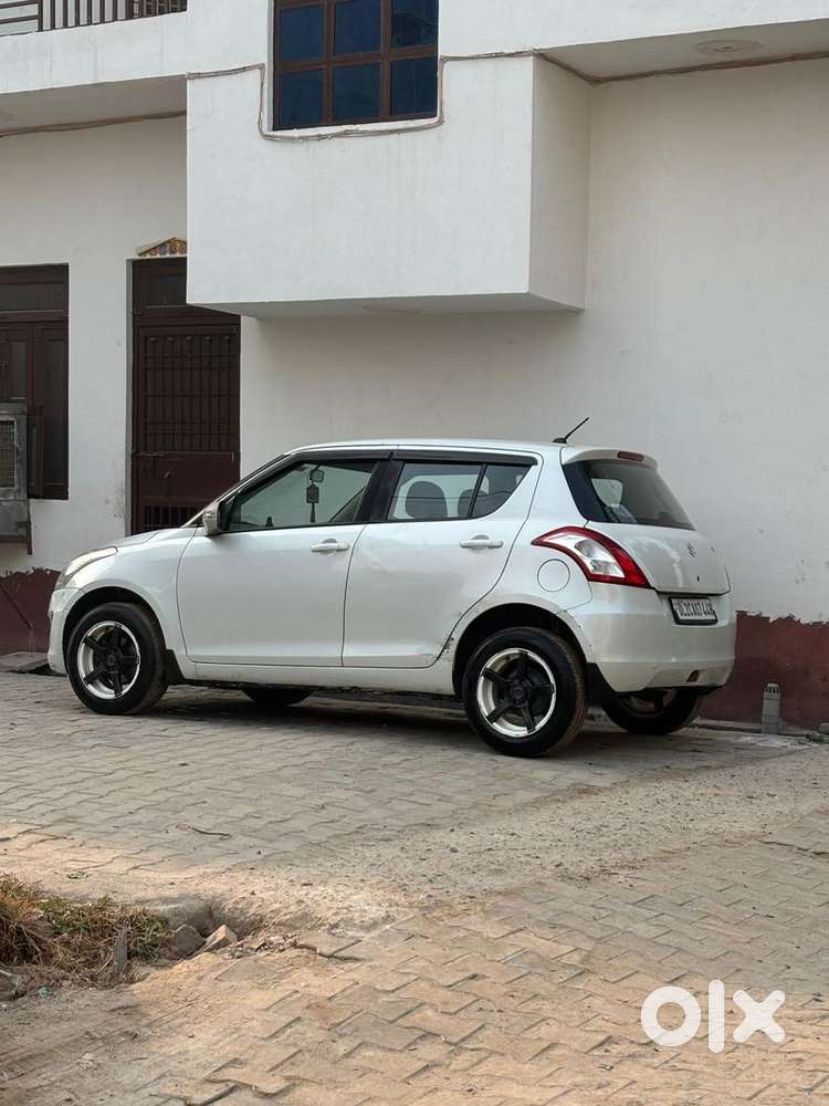 Maruti Suzuki Swift 2016 Cng & Hybrids Good Condition