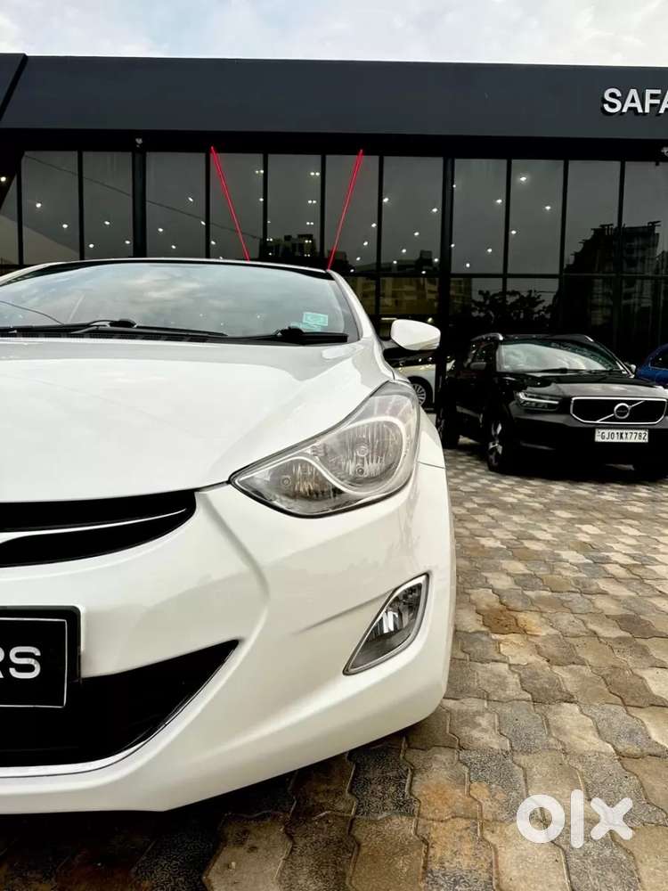 Hyundai Elantra 1.8 Sx Mt, 2015, Petrol