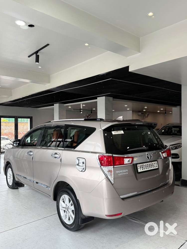 Toyota Innova Crysta 2.8 Gx At 8s, 2016, Diesel