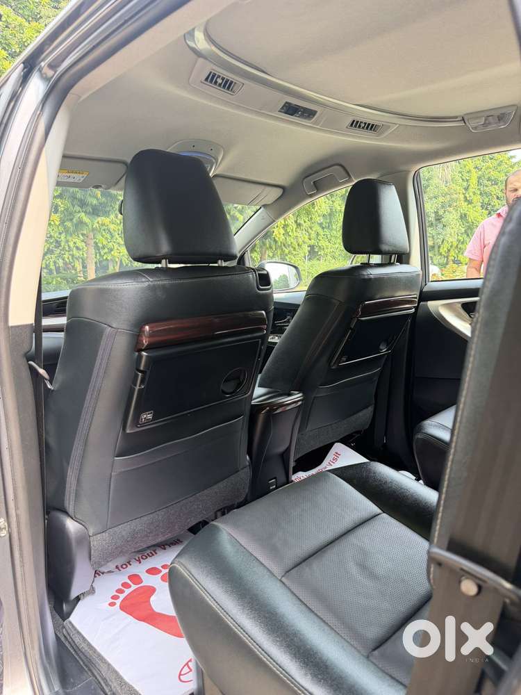 Toyota Innova Crysta 2.4 Z 7 Str, 2023, Diesel