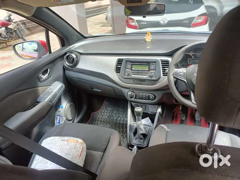 Nissan Kicks 1.5 Petrol Manual 2019