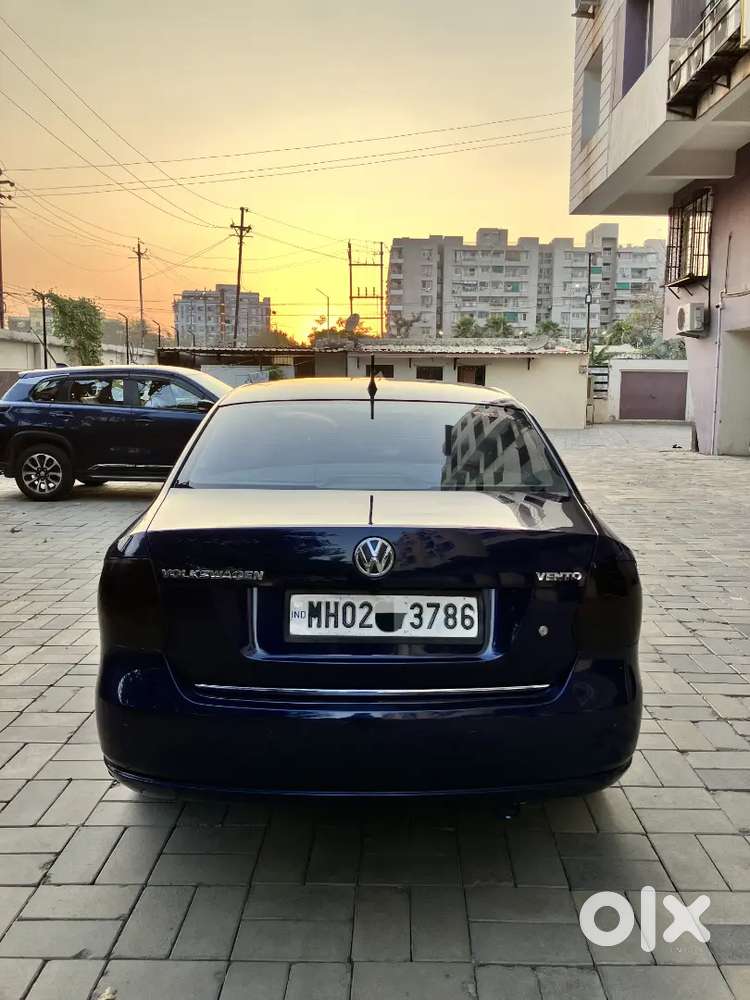 Volkswagen Vento 2012 Petrol Highline Manual