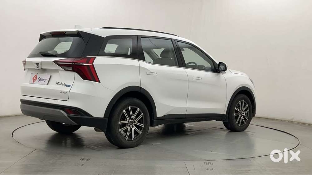 Mahindra Xuv700 2.2 Ax 7 Diesel At Str, 2023, Diesel