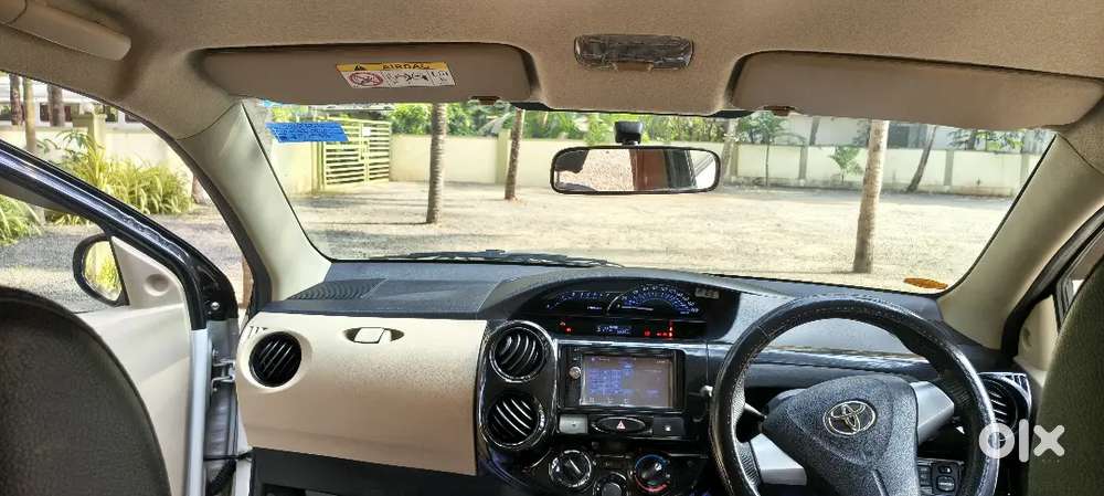 Toyota Etios Liva V 2019