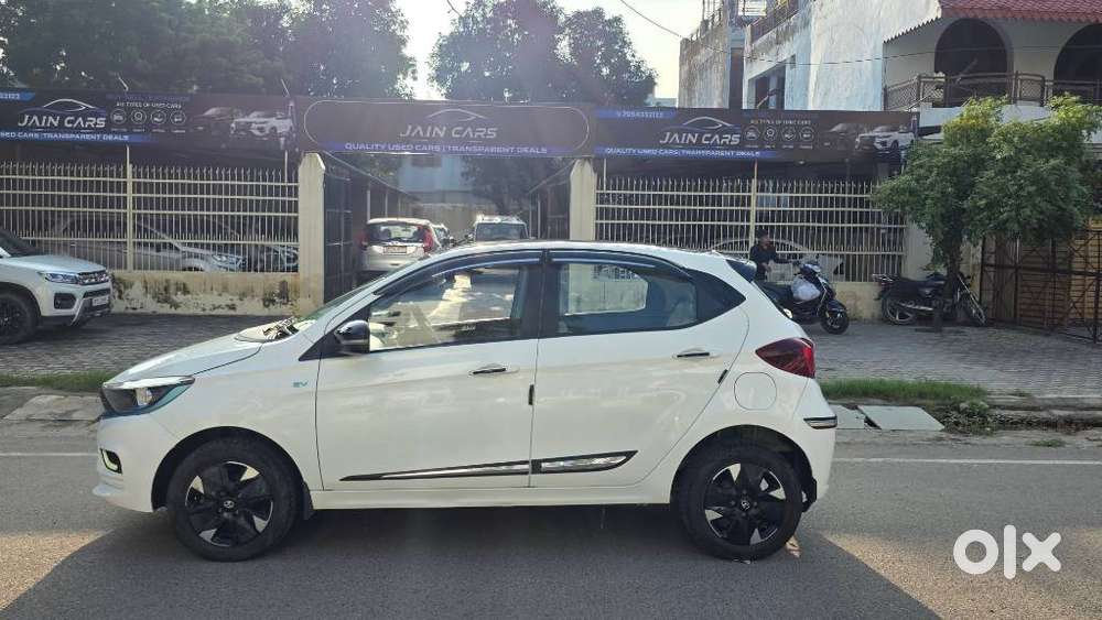 Tata Tiago Ev Xz Plus Tech Lux Lr, 2023, Electric