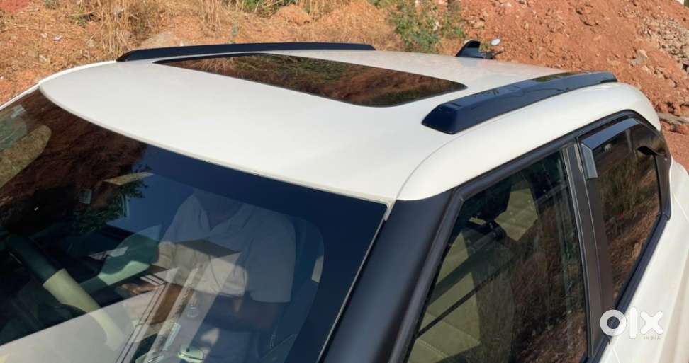 Tata Punch Accomplished Amt Sunroof, 2025, Petrol