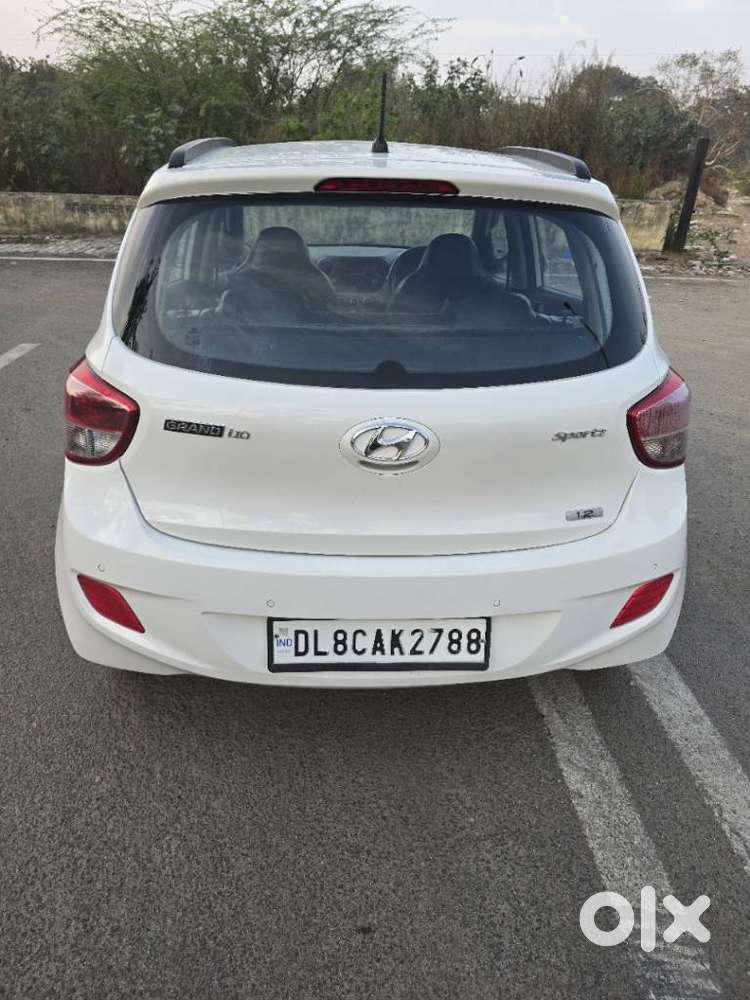 Hyundai Grand I10 2013-2016 Sportz, 2015, Petrol