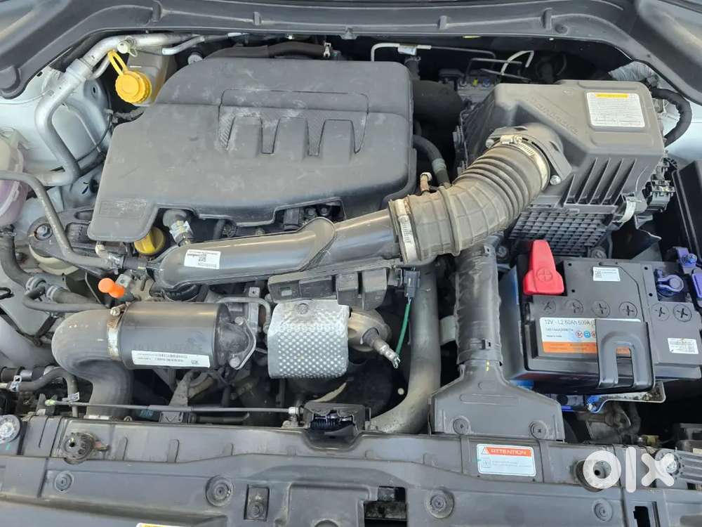 Mahindra Xuv300 Turbosport 2023 Petrol 3363 Km Driven