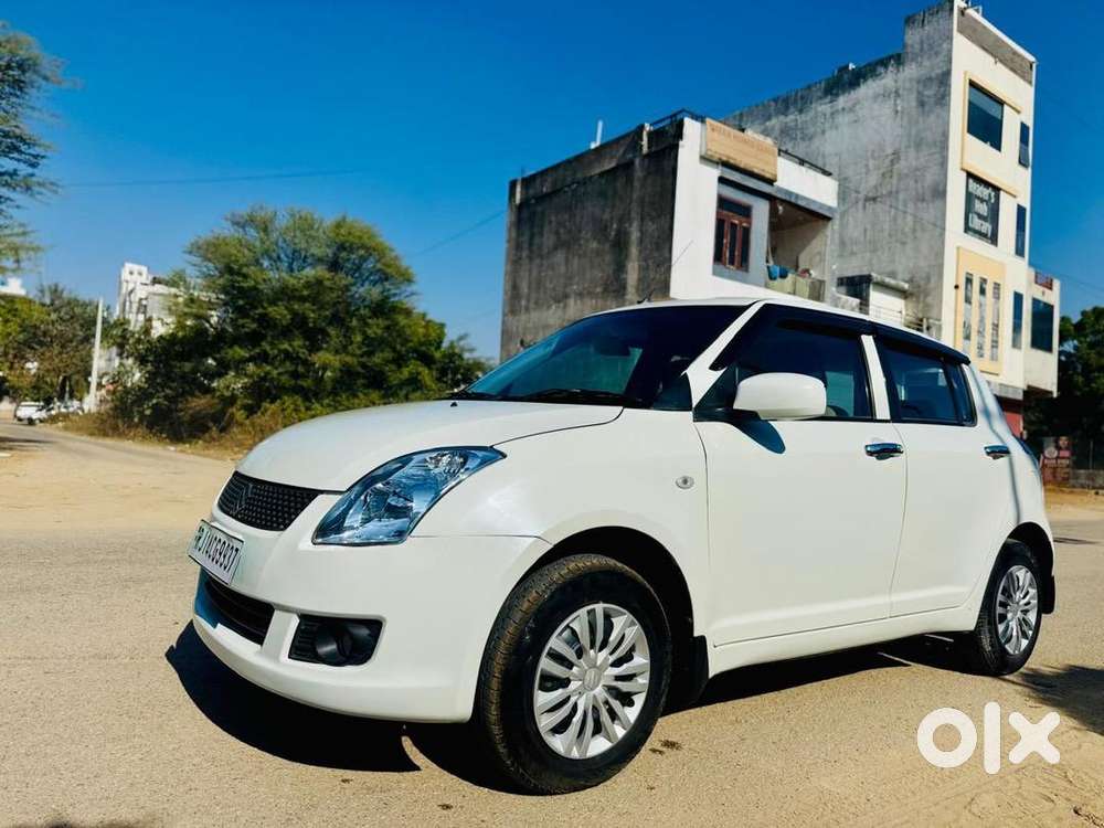Maruti Suzuki Swift 2009 Diesel 93000 Km Driven