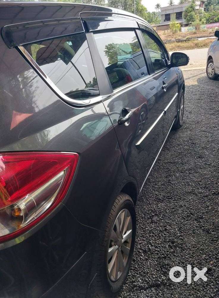 Maruti Suzuki Ertiga Vxi Cng, 2015, Petrol