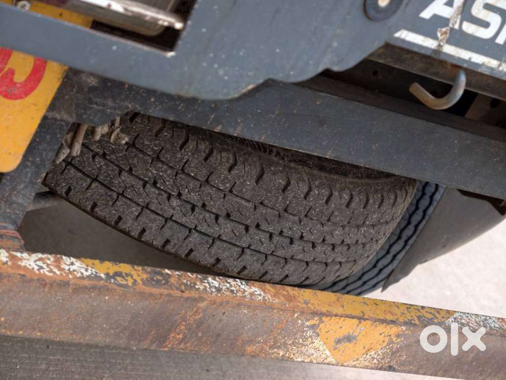 Ashok Leyland Stile, 2025, Petrol