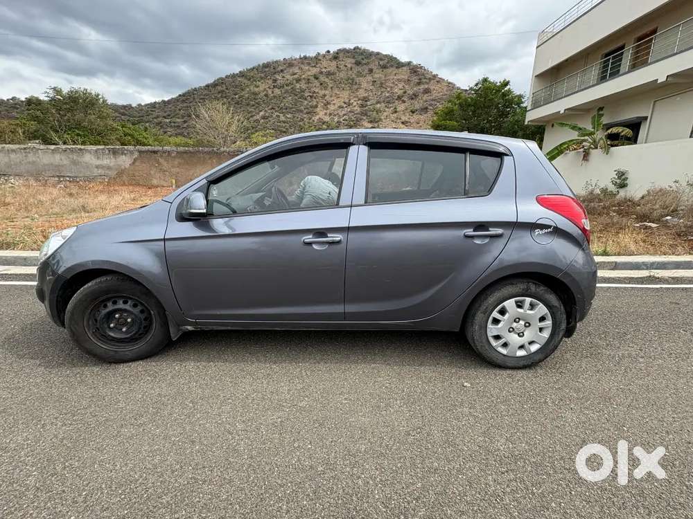 Hyundai I20 2011  Petrol  Well Maintained  Family&budget Car