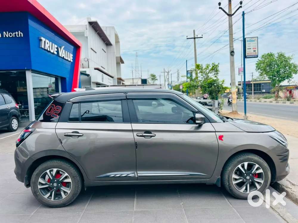 Maruti Suzuki Swift Zxi Plus Dual Tone, 2024, Petrol