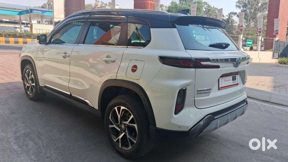 Toyota Urban Cruiser Hyryder 1.5 V Hybrid, 2025, Petrol