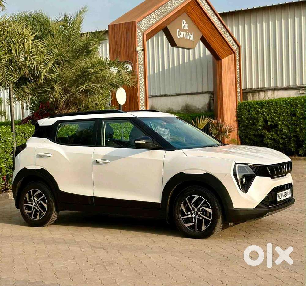 Mahindra Xuv 3xo Ax5 Ds Mt, 2025, Diesel