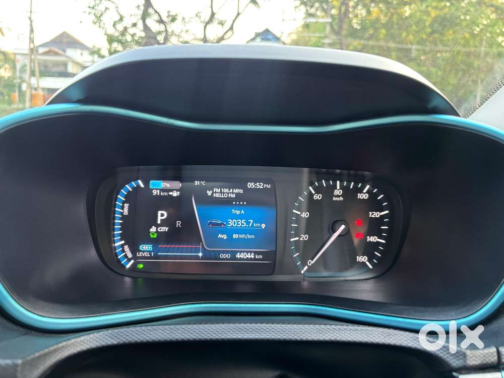 Tata Nexon 1.2 Revotron Xz Plus Luxs Red Dark Edition Amt, 2022, Ele..