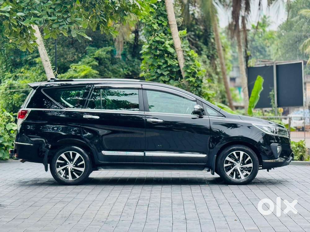 Toyota Innova Crysta [2020-ongoing] 2.4 Zx At 7 Str, 2022, Diesel