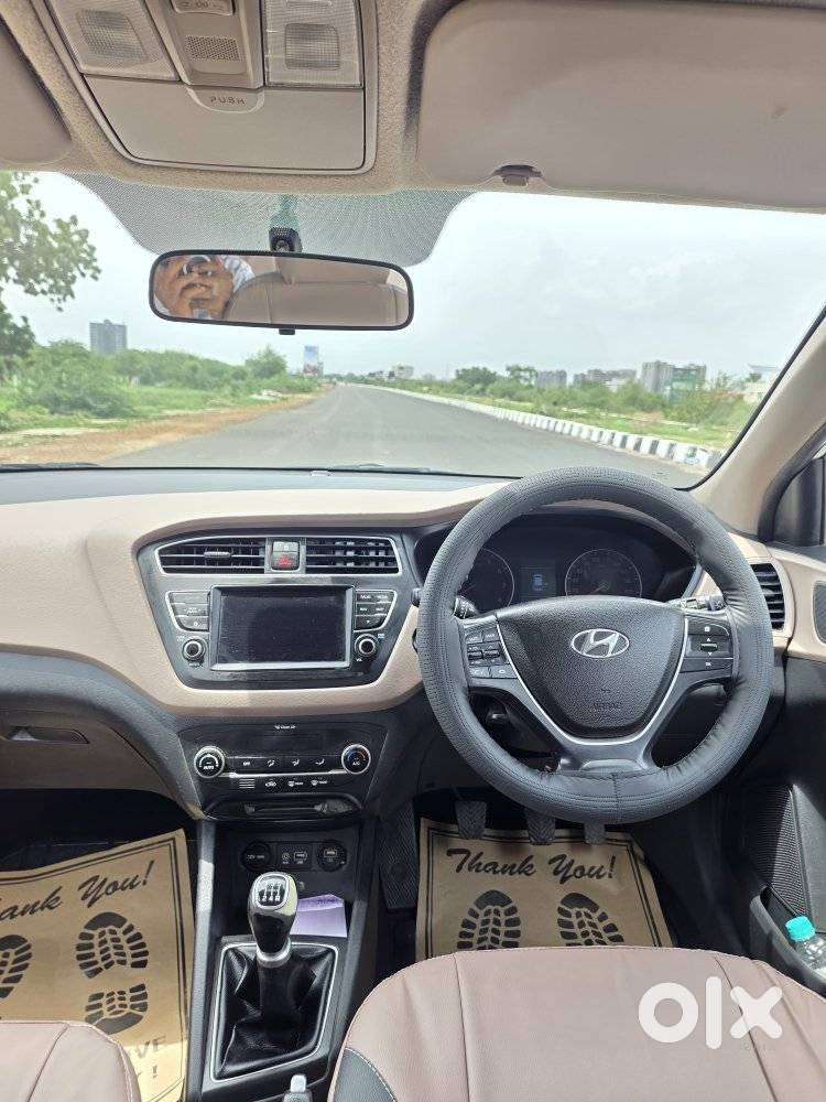 Hyundai I20 Asta (o) 1.2 Mt, 2018, Petrol