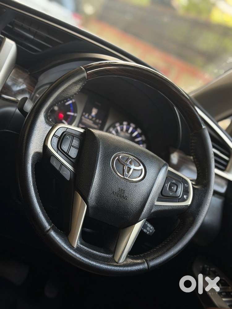 Toyota Innova Crysta 2.8 Z, 2017, Diesel