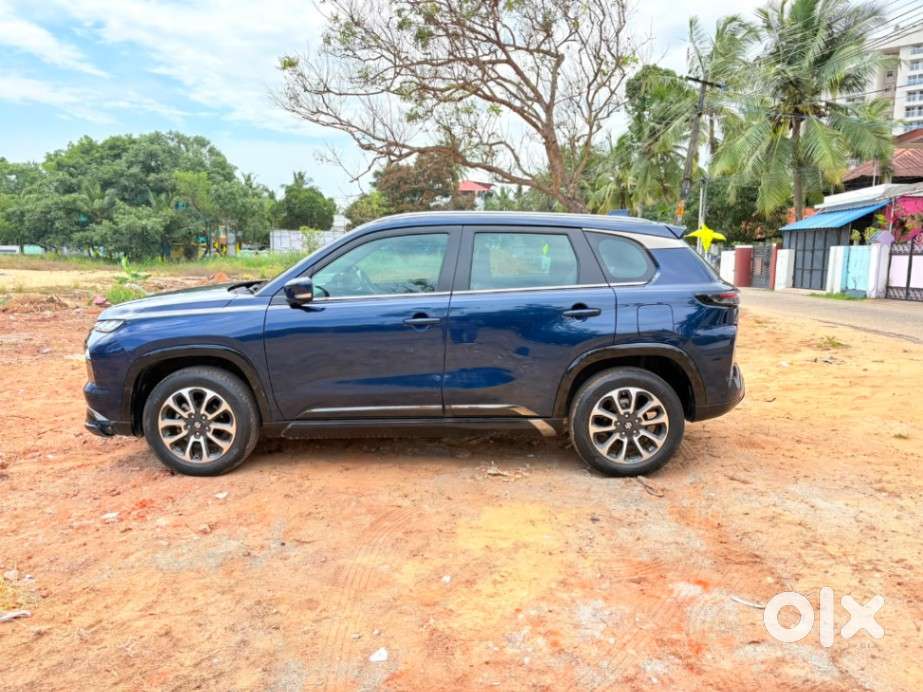 Maruti Suzuki Grand Vitara 1.5 Alpha Plus Intelligent Hybrid Ecvt, 2..
