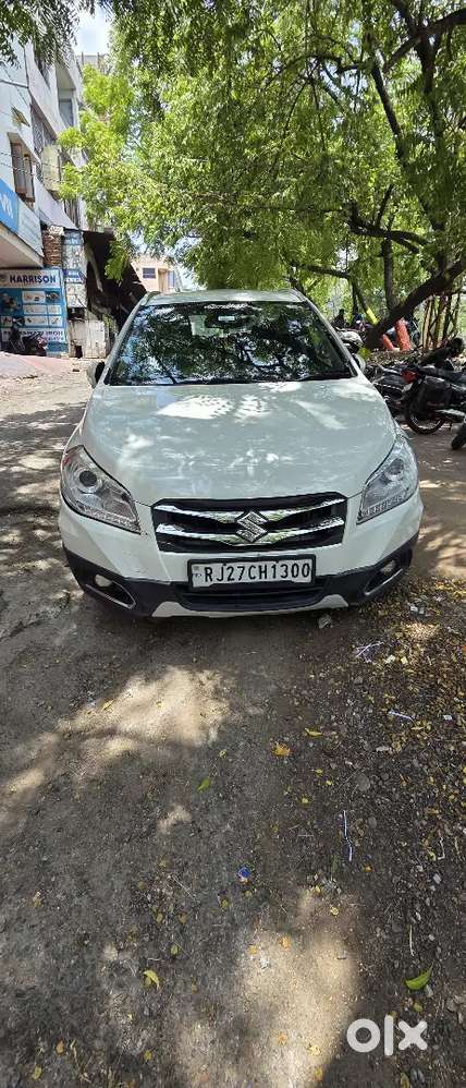 Maruti Suzuki S-cross 2017 Diesel Well Maintained