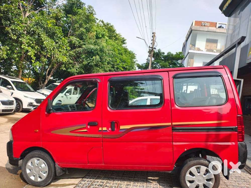 Maruti Suzuki Eeco 1.2 5 Str With A/c+htr, 2011, Petrol