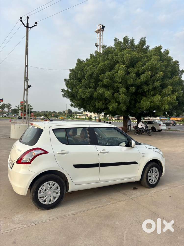 Maruti Suzuki Swift 2012 Petrol 38900 Km Driven