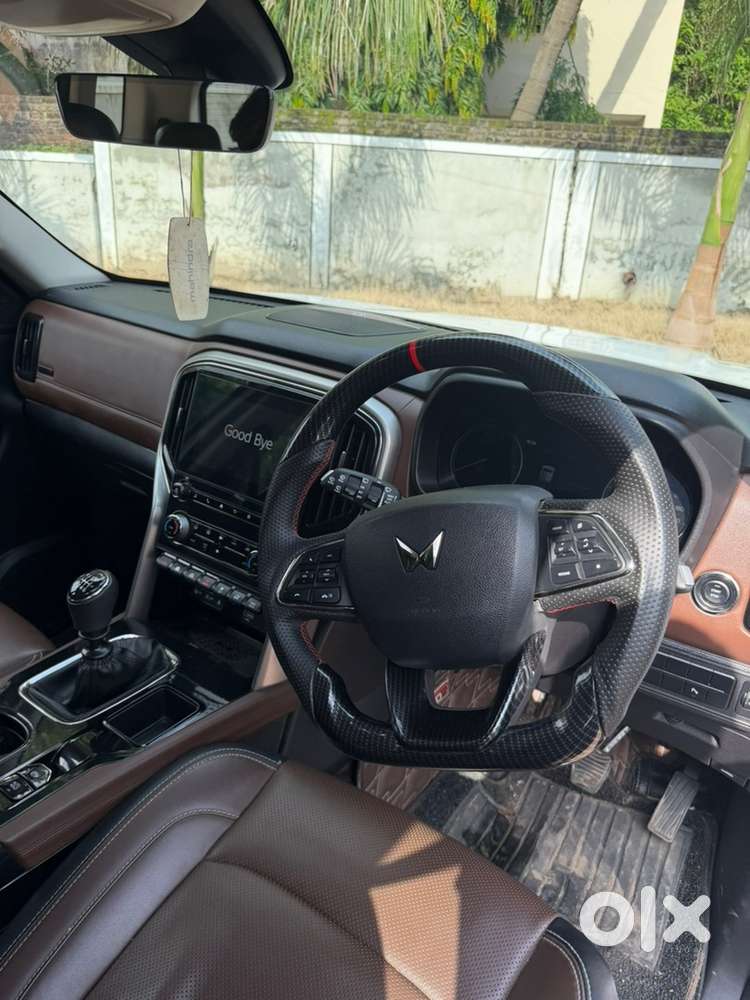 Mahindra Scorpio-n 2025 Diesel Manual