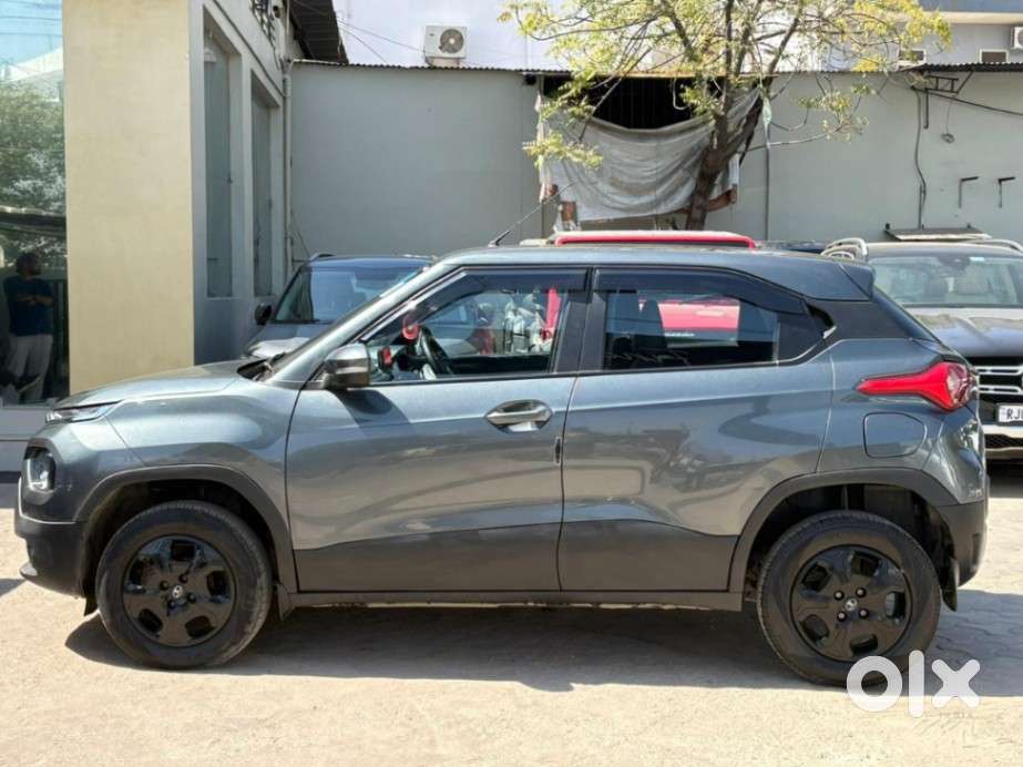 Tata Punch Accomplished, 2023, Petrol