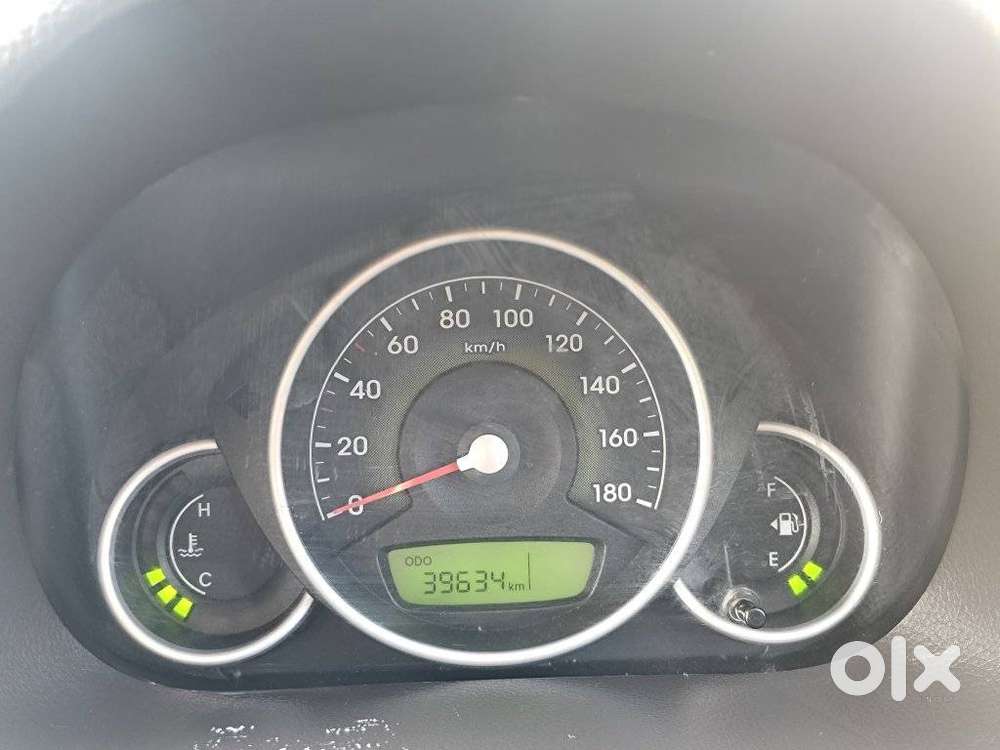 Hyundai Eon Magna +, 2012