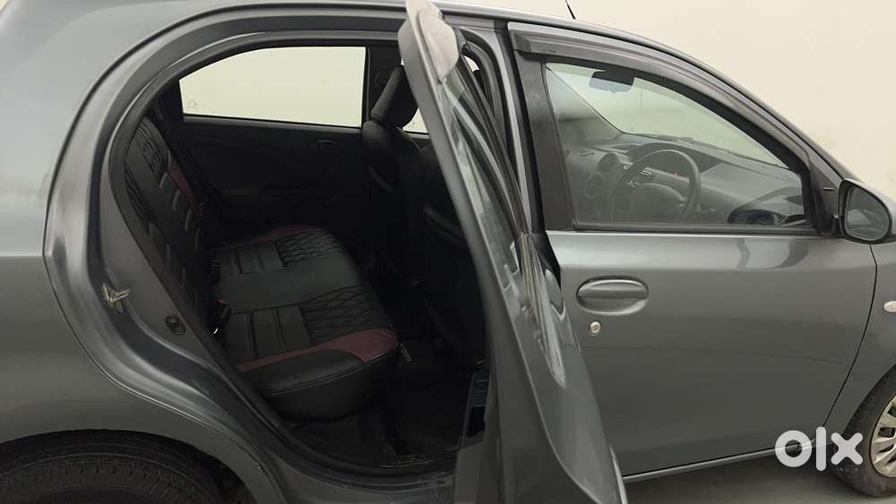 Toyota Etios Liva 1.2 G, 2013, Petrol