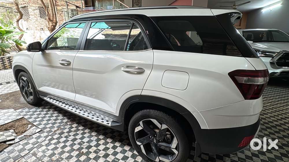 Hyundai Alcazar 2024 Diesel 52000 Km Driven