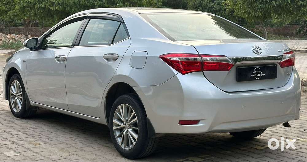 Toyota Corolla Altis Vl At, 2015, Petrol