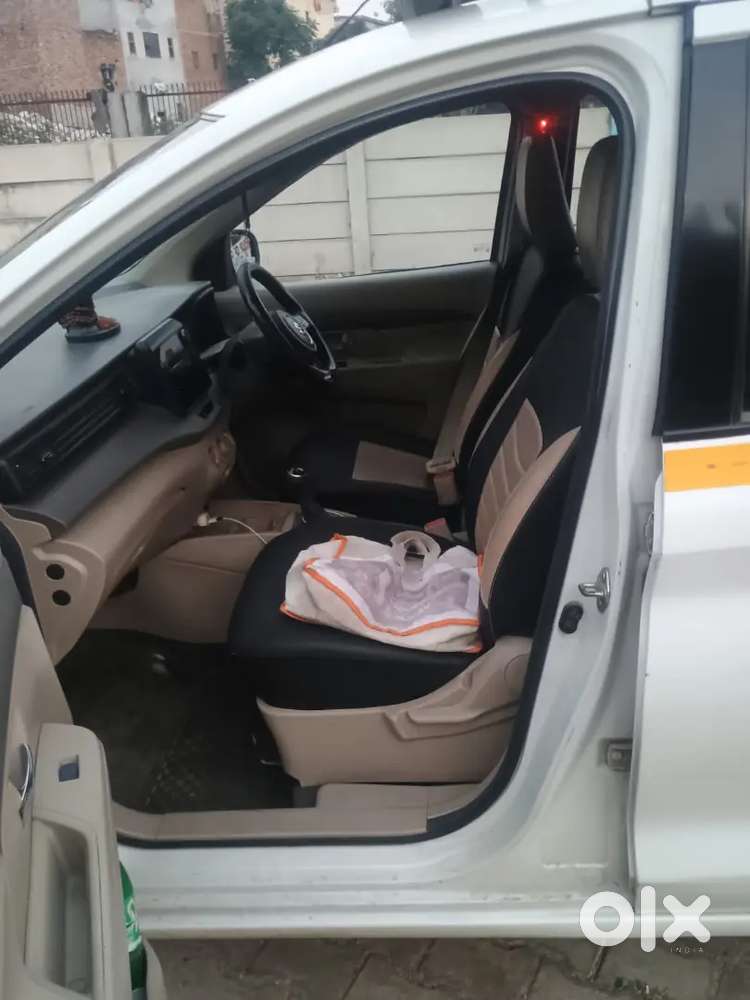 Maruti Suzuki Ertiga Vxi 2023