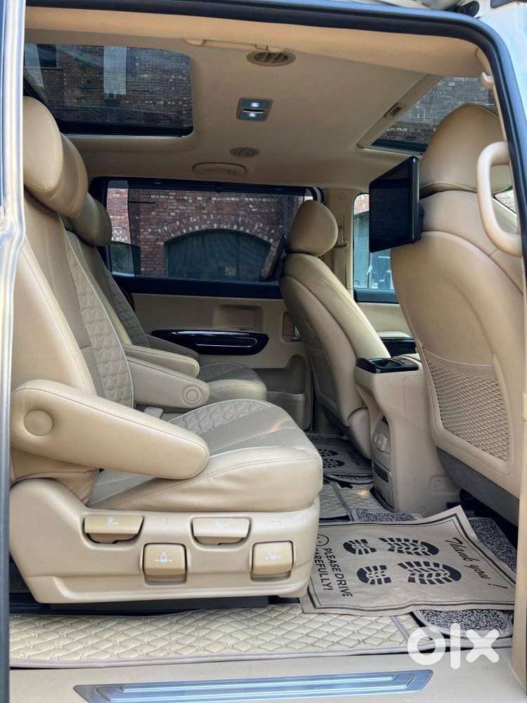 Kia Carnival Limousine Plus 7 Str, 2023, Diesel