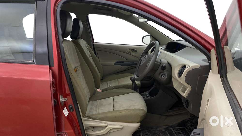 Toyota Etios Liva 2014-2016 G, 2014, Petrol
