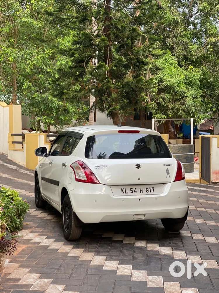 Well-maintained Maruti Suzuki Swift Ldi Available For Sale.