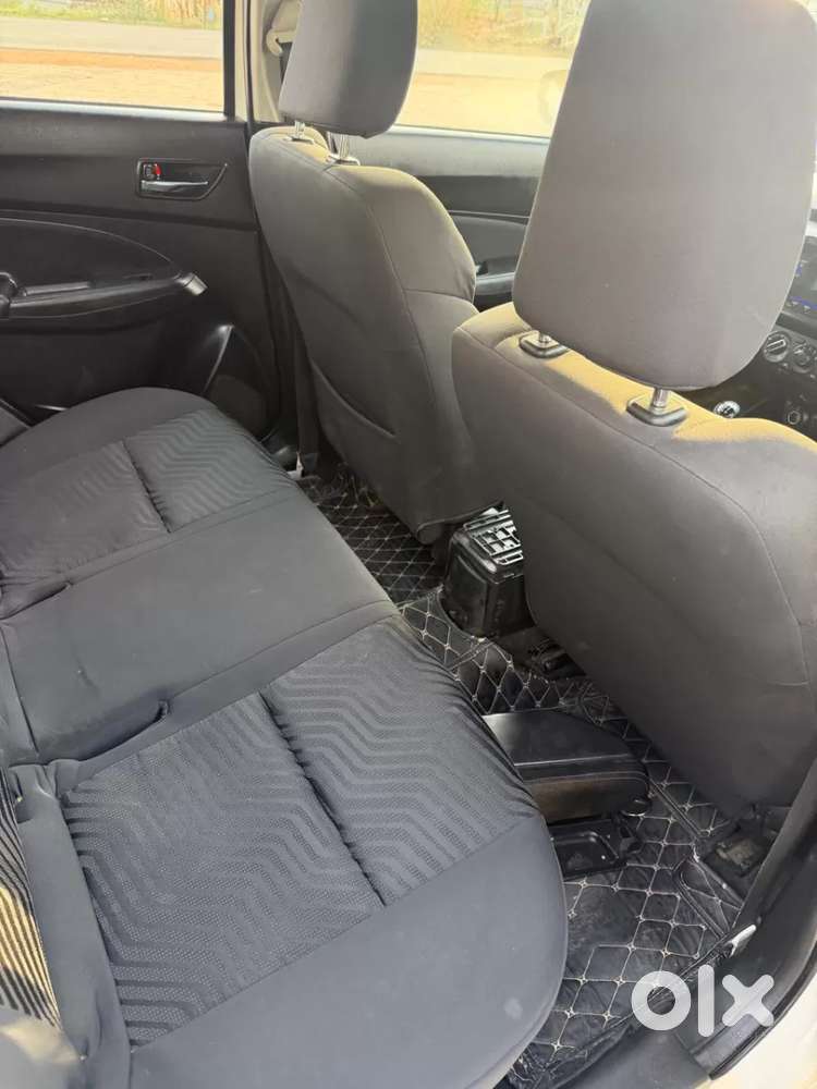 Maruti Suzuki Swift Vxi, 2021, Petrol