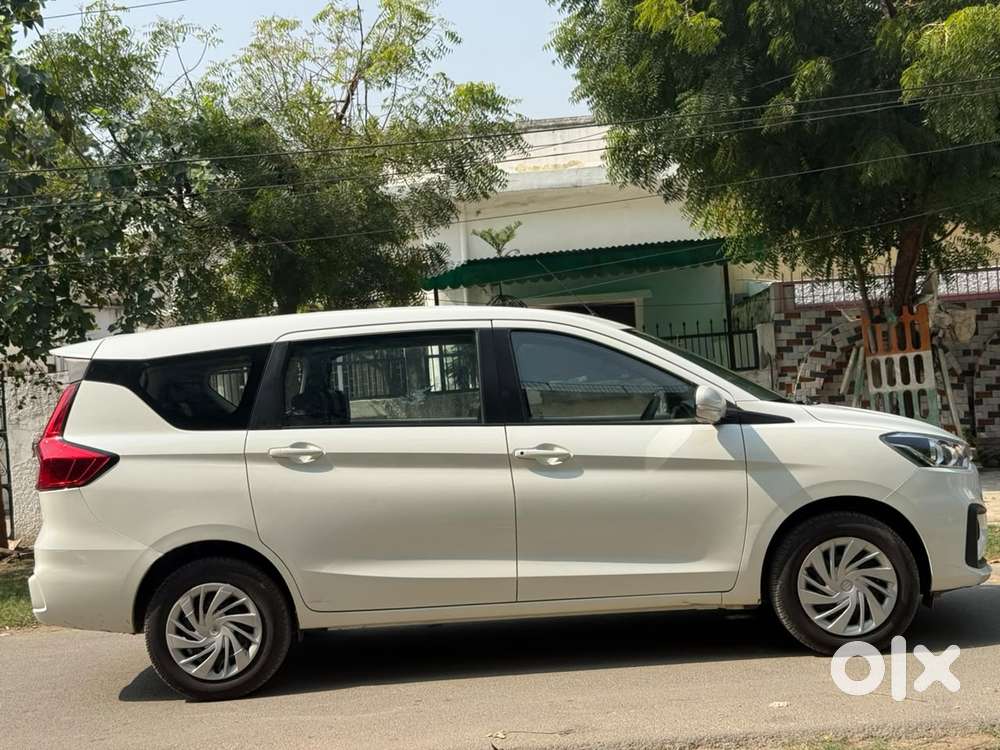 Maruti Suzuki Ertiga Vxi (o) Cng, 2026, Cng & Hybrids