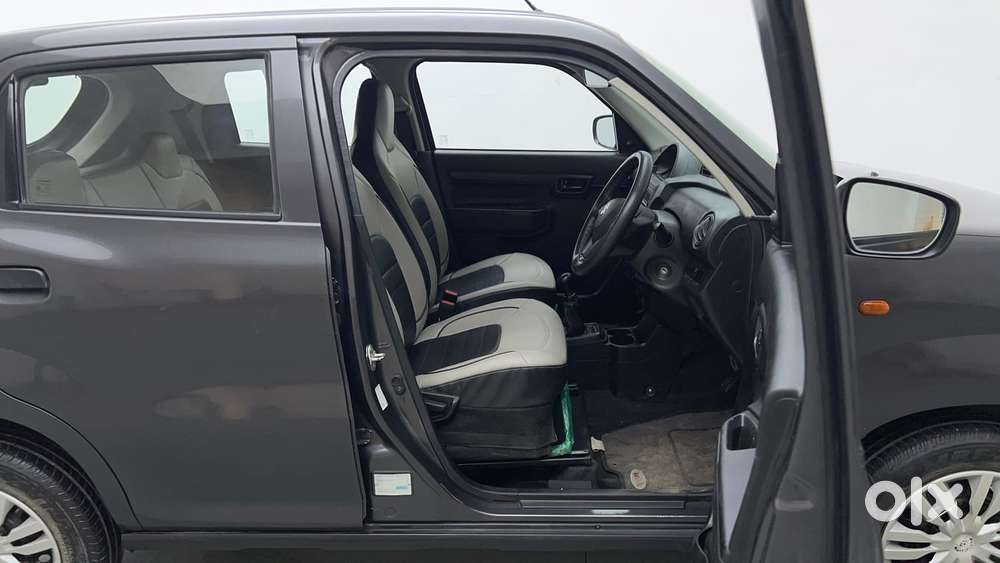 Maruti Suzuki S-presso Vxi, 2022, Petrol