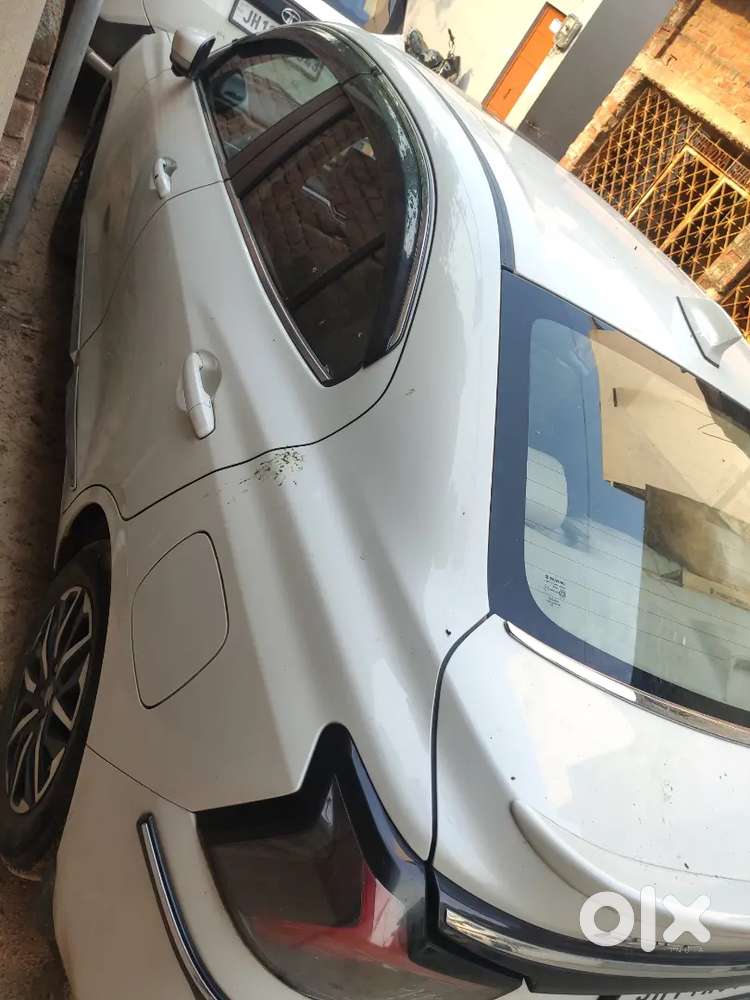 Dezire Top Model Petrol