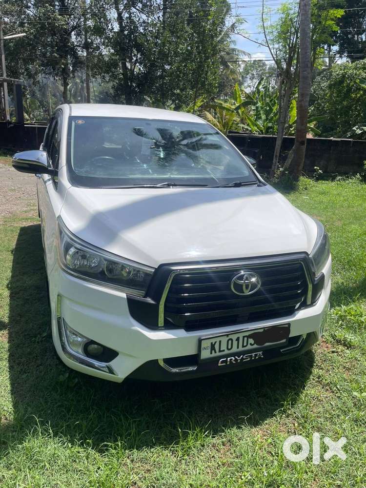 Toyota Innova Crysta 2018 Diesel Well Maintained