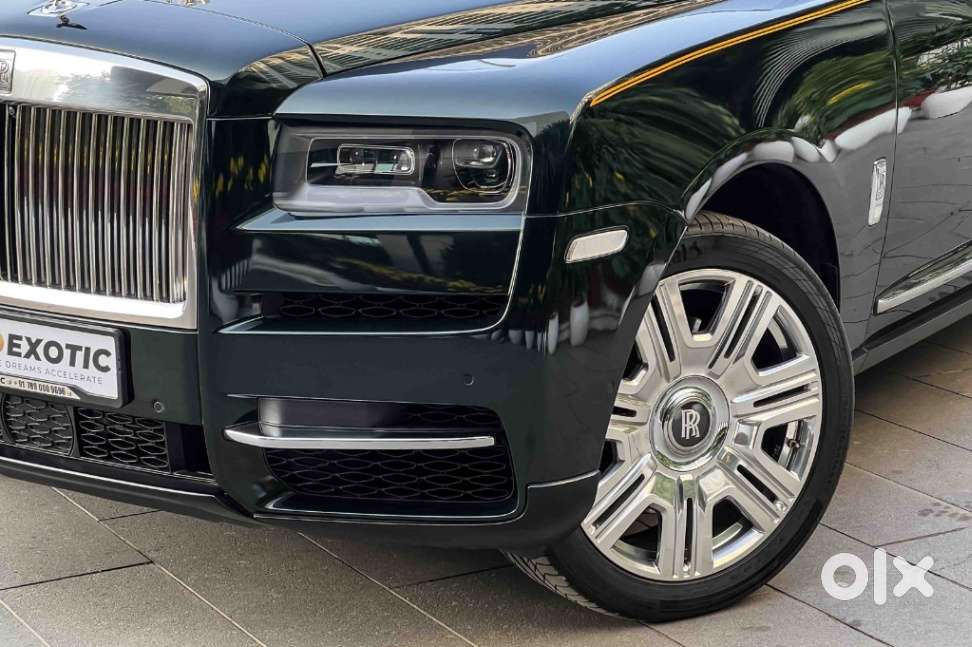 Rolls-royce Cullinan V12, 2022, Petrol