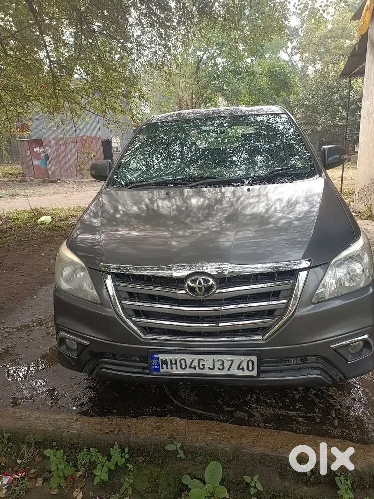 Toyota Innova Diesel 2014