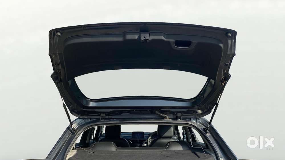 Tata Altroz 1.2 Xm Plus, 2021, Petrol