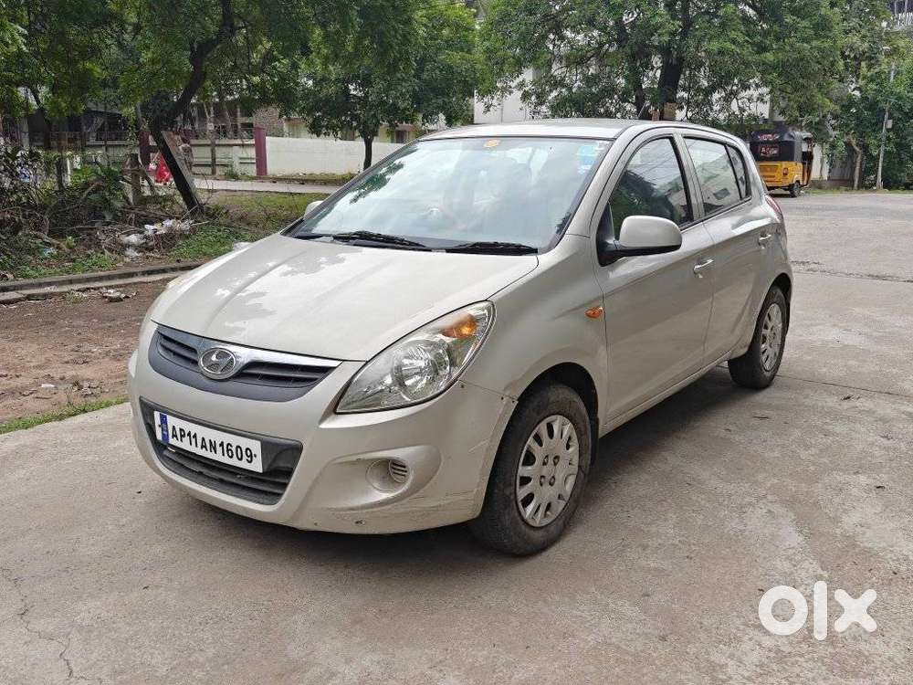 Hyundai I20 Magna, 2012, Petrol