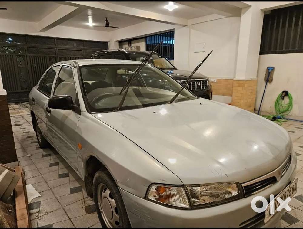 Mitsubishi Lancer 1.5 Gli 2003